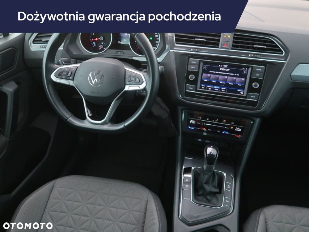 Volkswagen Tiguan - 9