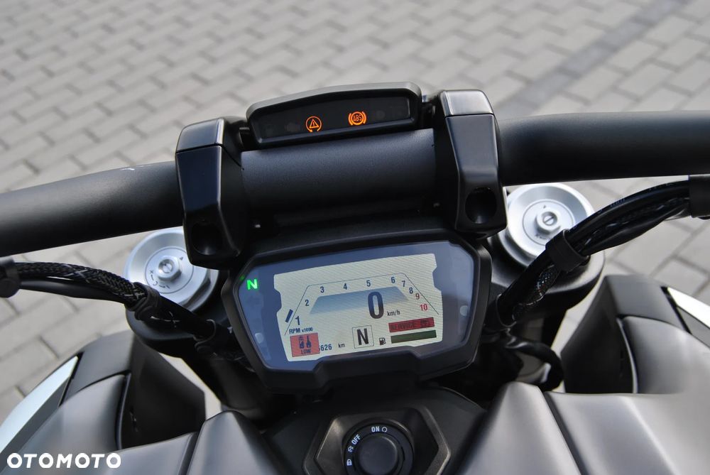 Ducati Diavel - 41