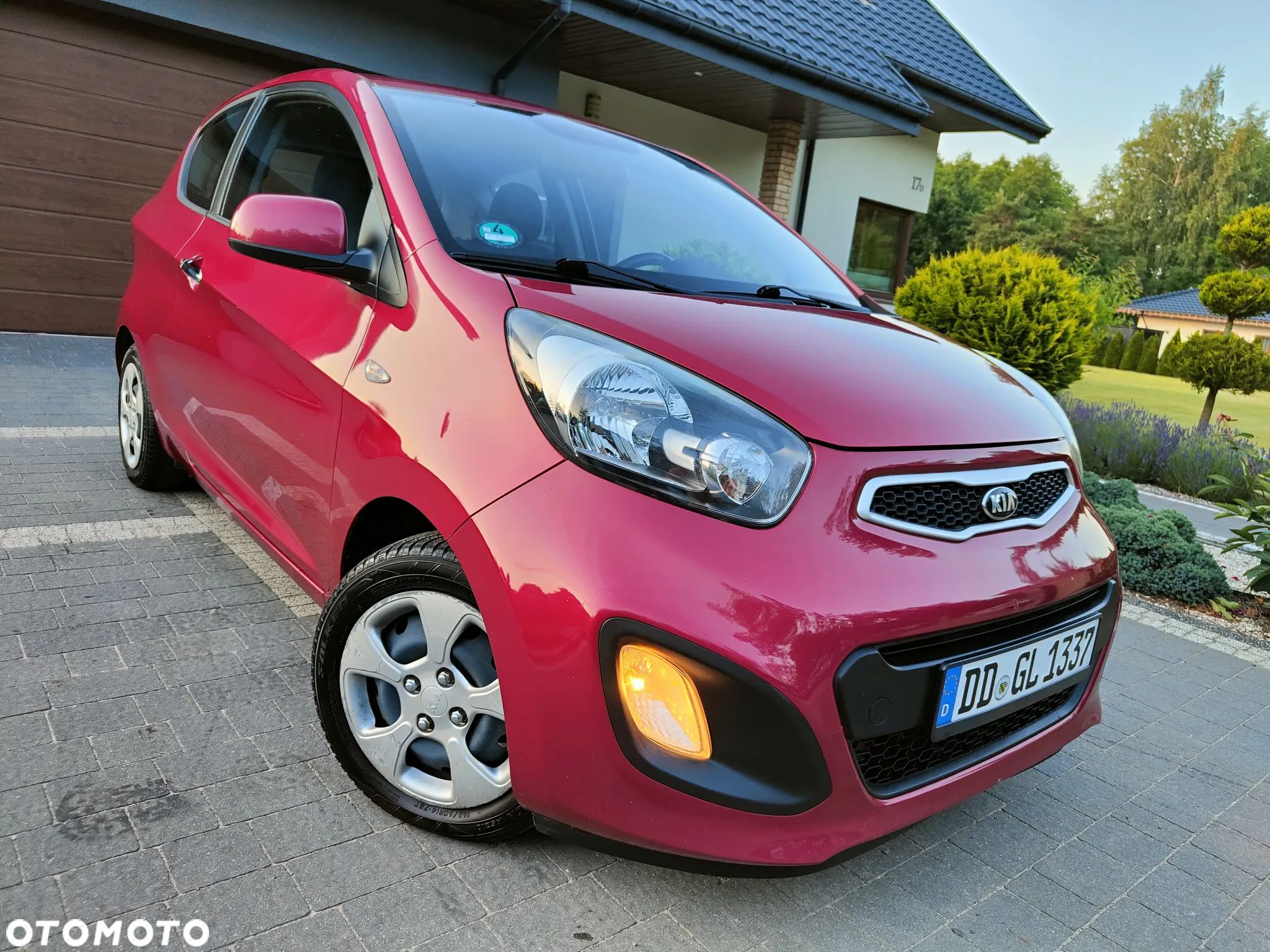 Kia Picanto 1.0 Attract - 1
