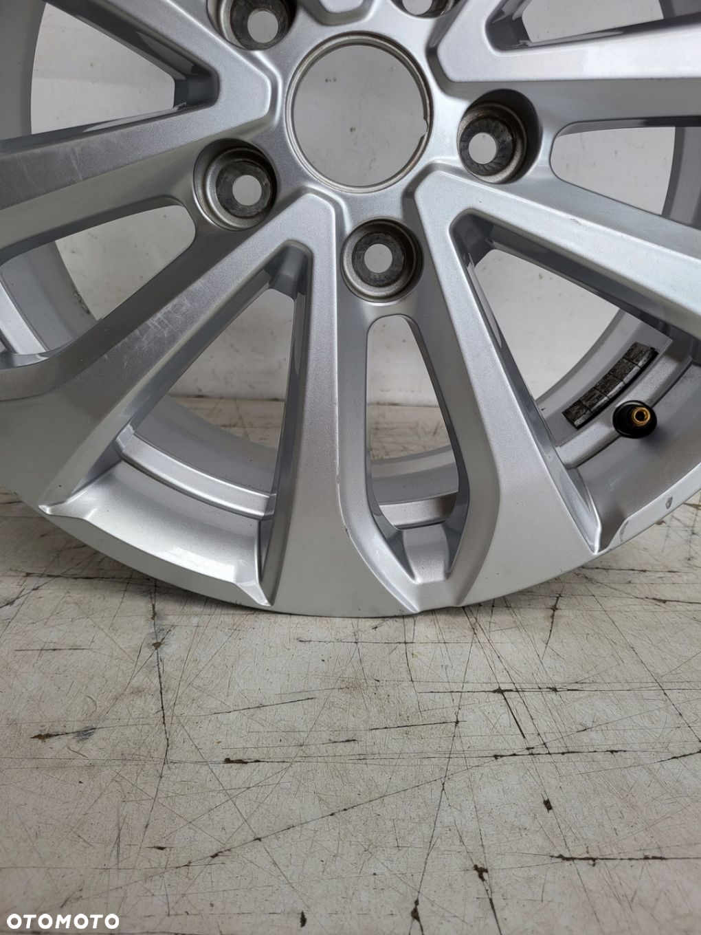 Felga Alu Renault Talisman 6.5" x 17" 5x114.3 - 3