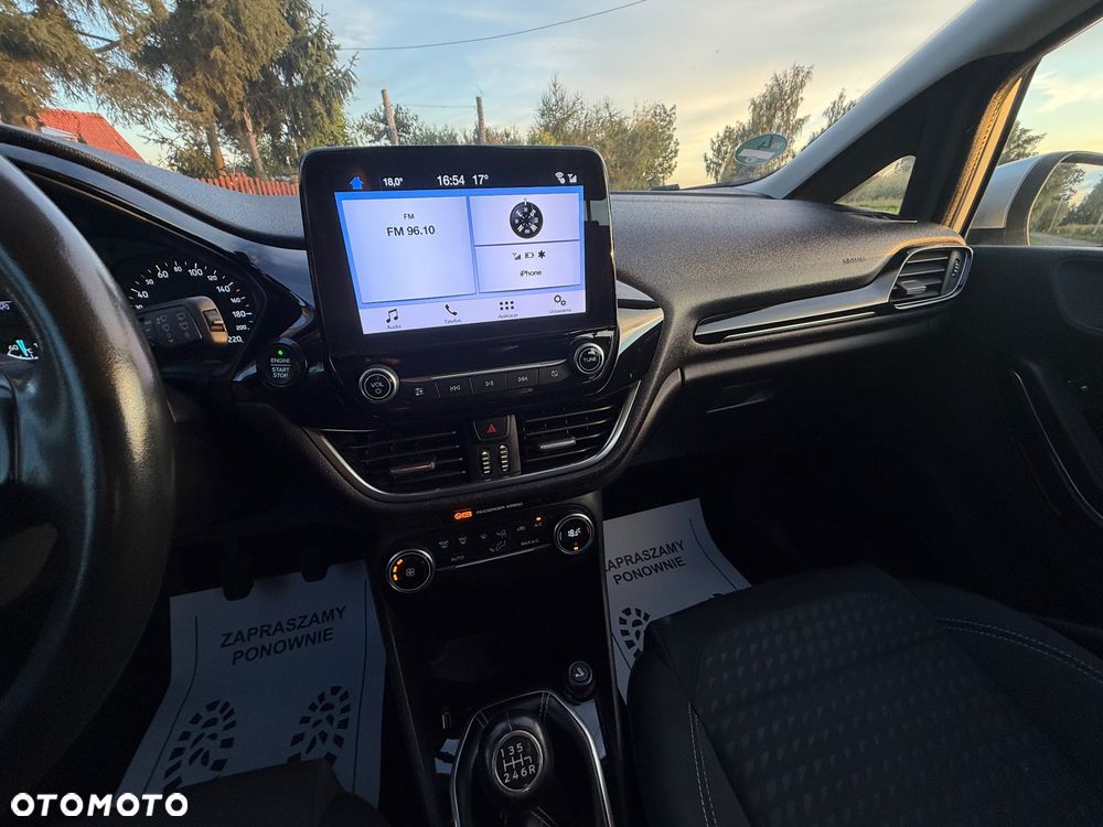 Ford Fiesta 2018 photo 2