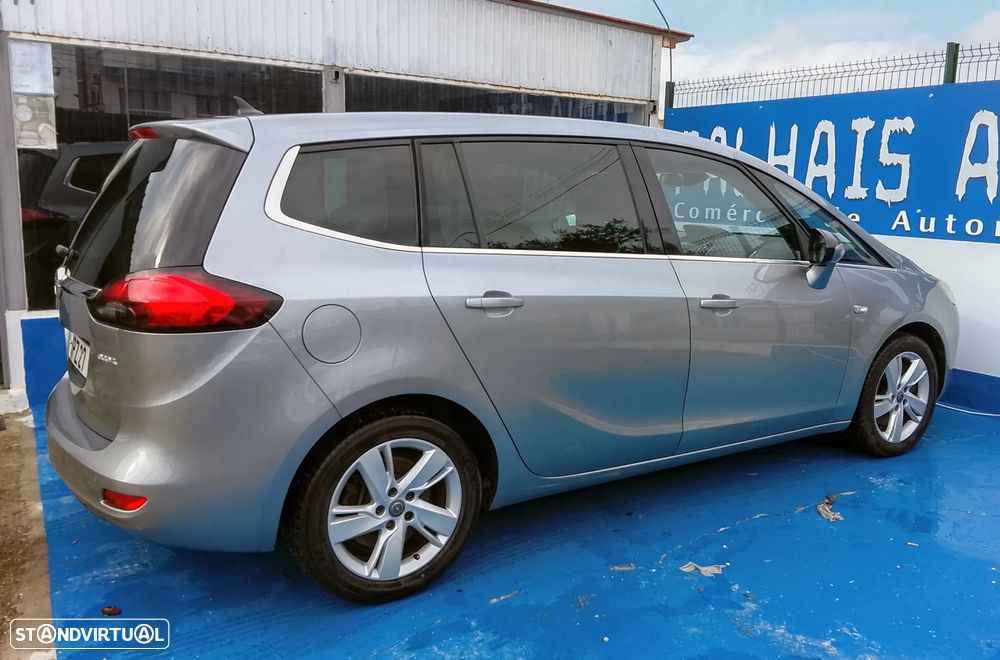 Opel Zafira 1.6 CDTi Cosmo - 24
