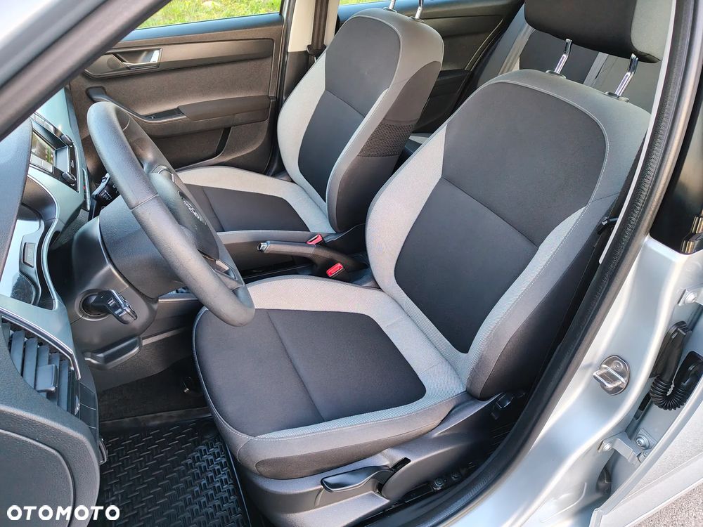 Skoda Fabia 1.2 TSI Ambition - 13