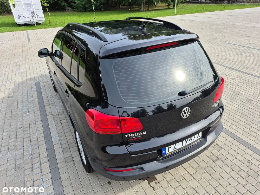 Volkswagen Tiguan 2.0 TDI DPF BlueMotion Technology Trend & Fun - 9