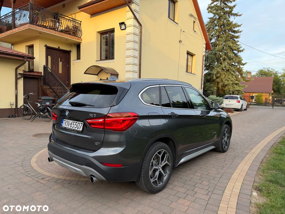 BMW X1 xDrive25d Advantage - 16