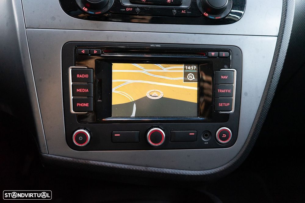SEAT Leon 1.6 TDI DPF Ecomotive Sport - 30