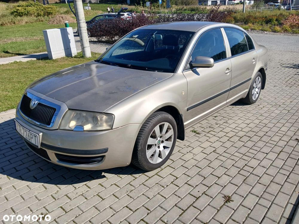 Skoda Superb - 12