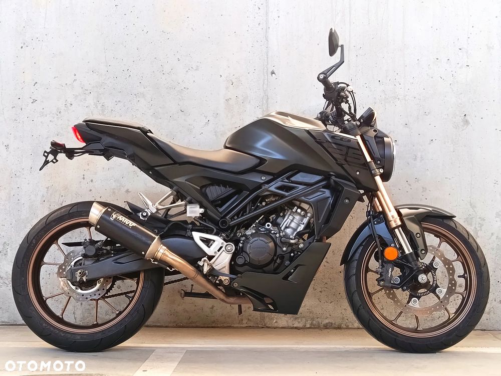 Honda CB - 4