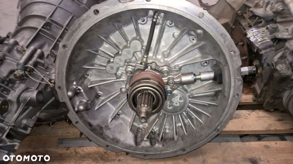 Skrzynia biegów MITSUBISHI CANTER FUSO - 3