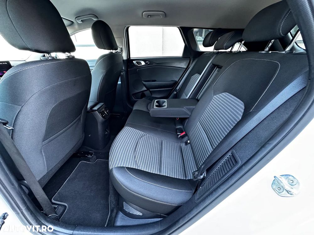 Kia Ceed 1.6 GDI DCT OPF Spirit - 7