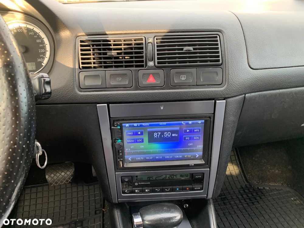 Volkswagen Golf IV 1.9 TDI Comfortline Tiptr - 25