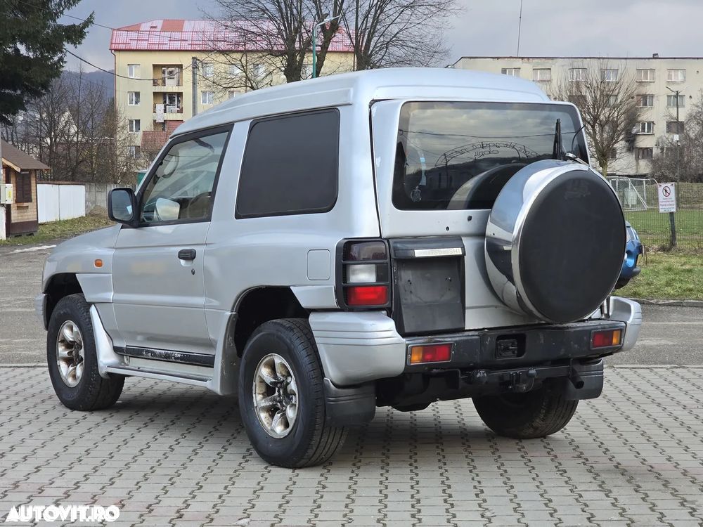 Mitsubishi Pajero Sport 2.5 TD+ Instyle - 4