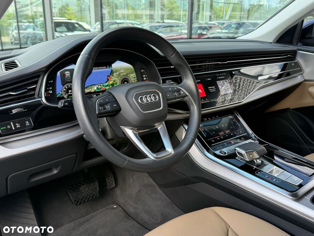 Audi Q8 - 16