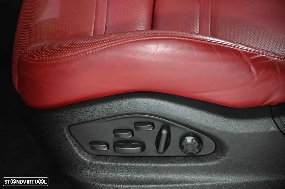 Porsche Cayenne Coupé Turbo S E-Hybrid - 17