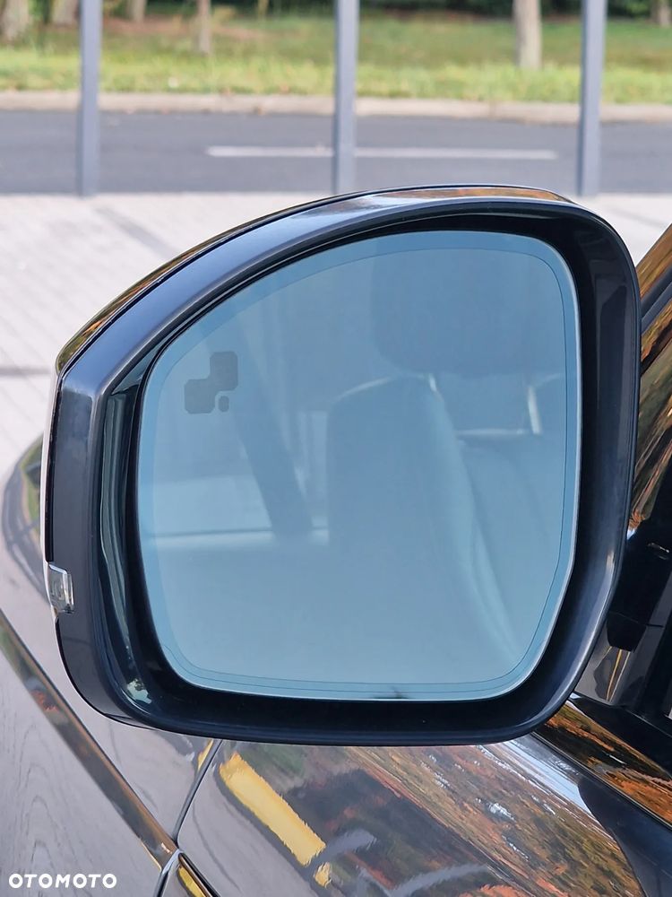 Land Rover Range Rover - 16