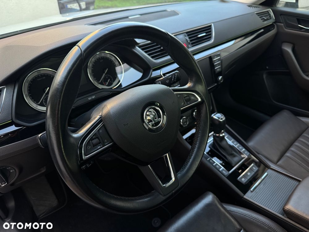Skoda Superb 2.0 TDI DSG L&K - 19