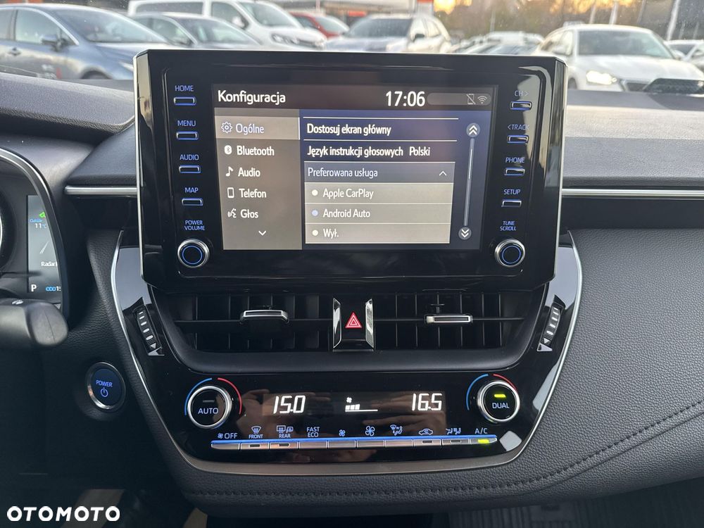 Toyota Corolla 1.8 Hybrid Active - 18