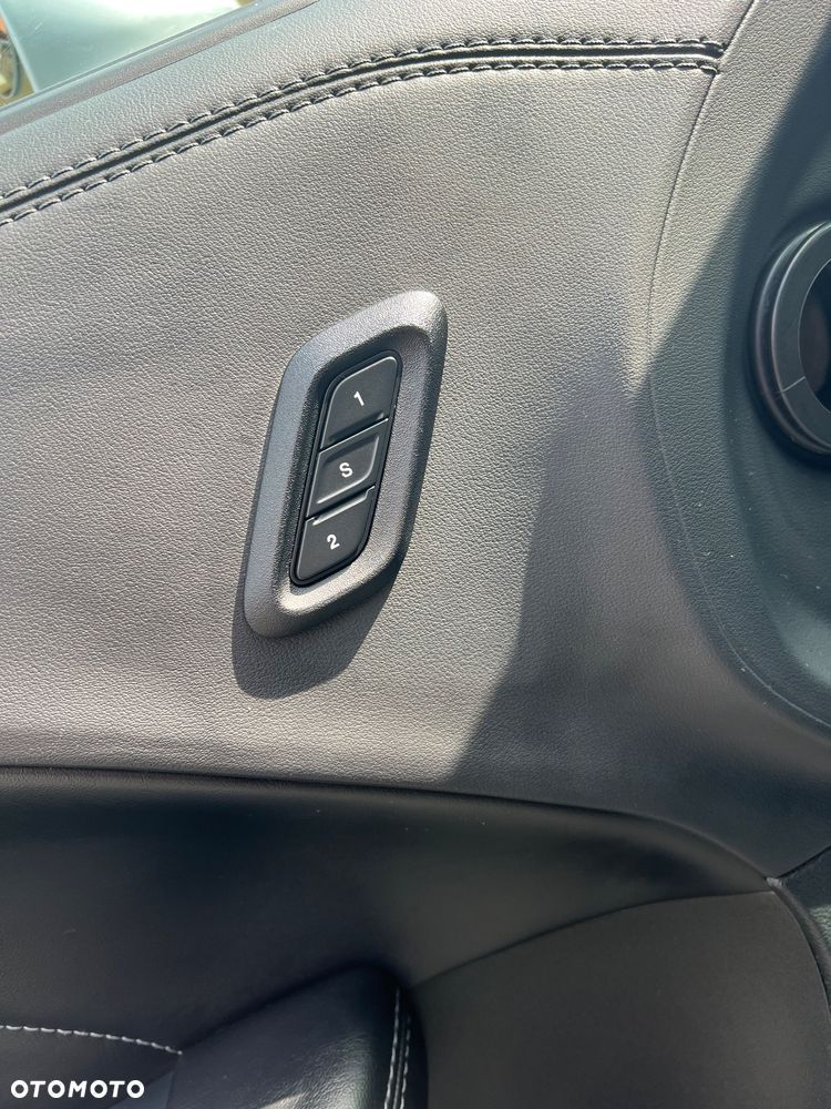 Dodge Challenger 3.6 SXT Plus - 20