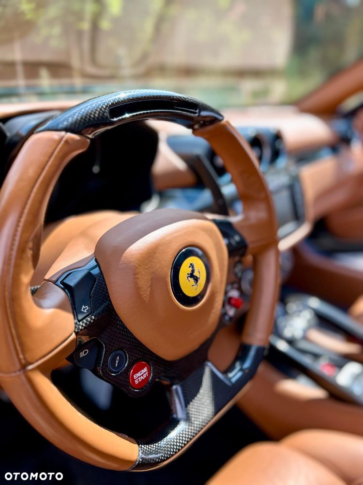 Ferrari FF - 23