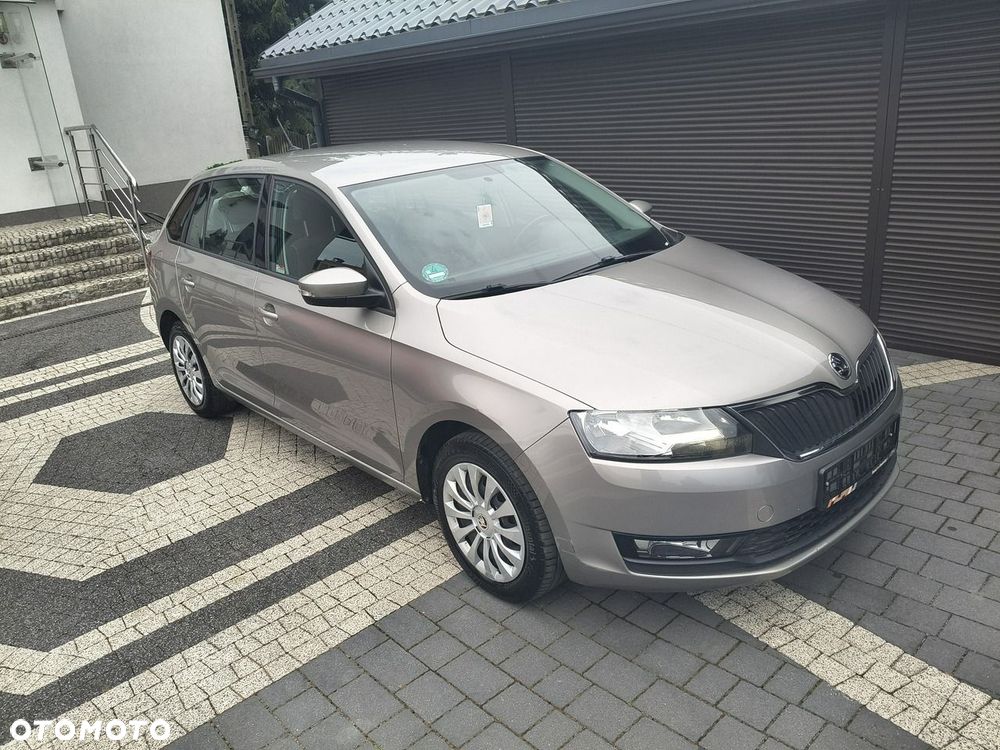 Skoda RAPID - 23