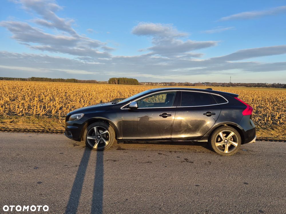 Volvo V40 - 2