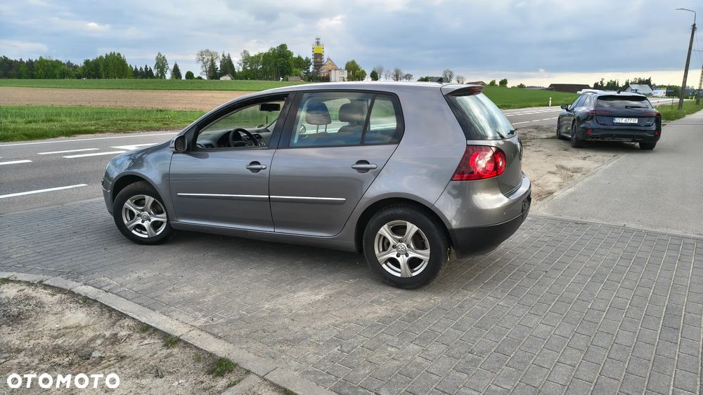 Volkswagen Golf 1.6 United - 13