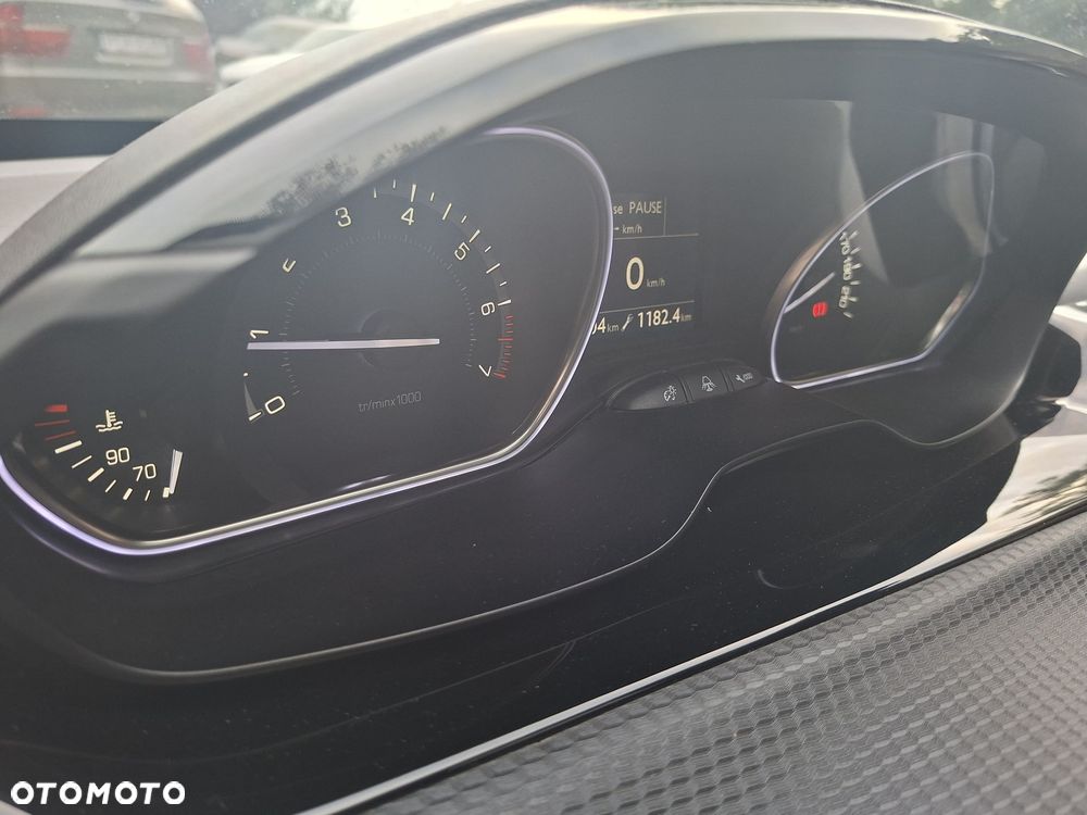 Peugeot 208 1.2 PureTech Allure S&S - 10