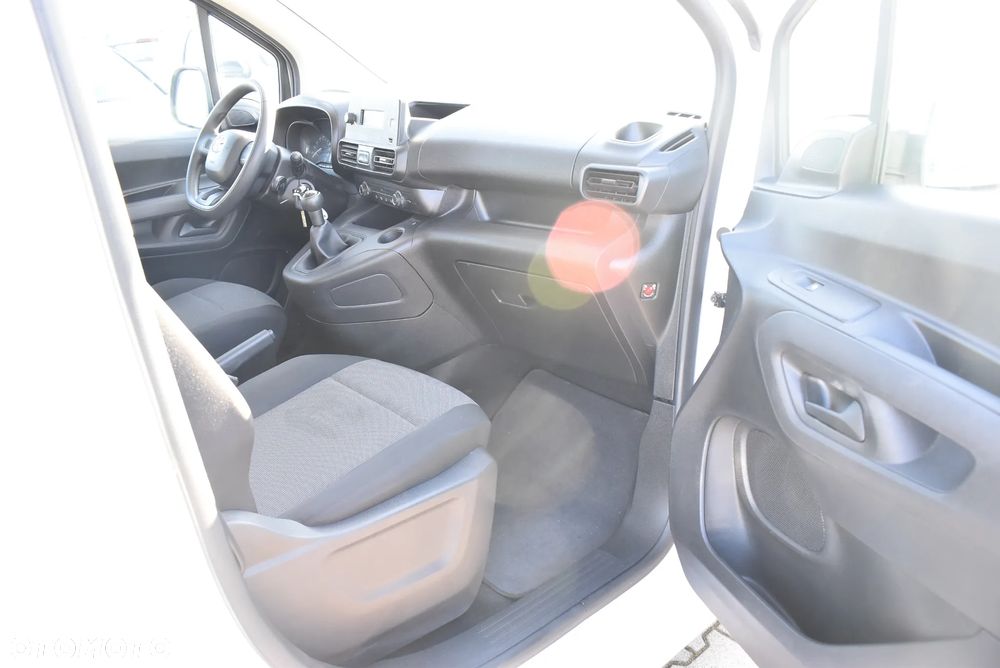 Toyota Proace City Verso 1.5 D-4D Business - 17