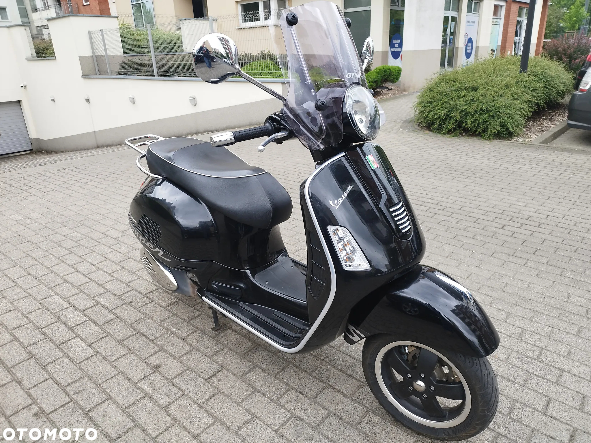 Vespa GTS - 7