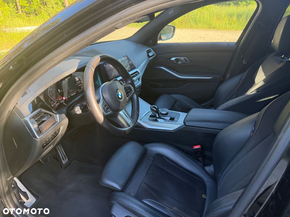BMW Seria 3 320d M Sport Shadow - 9