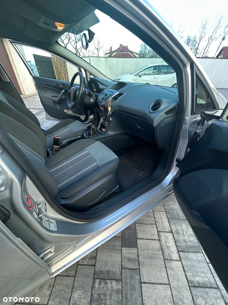Ford Fiesta - 6