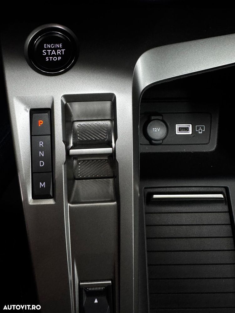 Peugeot 408 1.2L 136 e-DSC6 MHEV Allure - 31