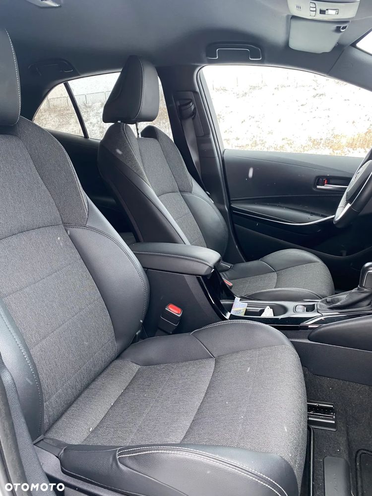 Toyota Corolla 1.8 Hybrid Comfort - 9