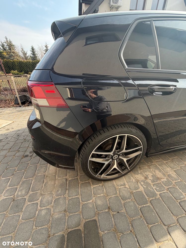 Volkswagen Golf 2.0 TDI R-Line DSG - 9