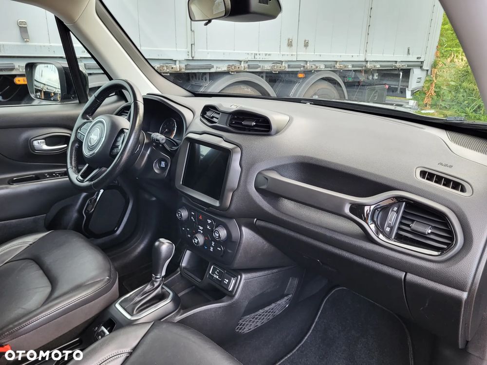 Jeep Renegade 1.4 MultiAir Limited FWD S&S - 30
