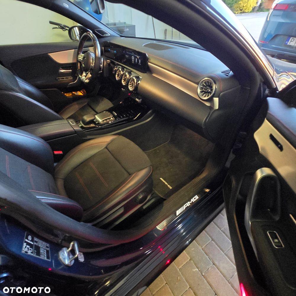 Mercedes-Benz CLA - 8