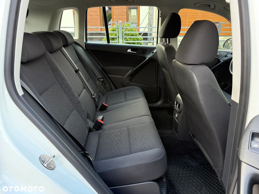 Volkswagen Tiguan - 9