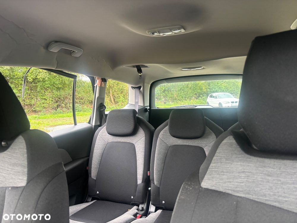 Citroën C4 Grand Picasso 1.6 THP Intensive S&S EAT6 - 25
