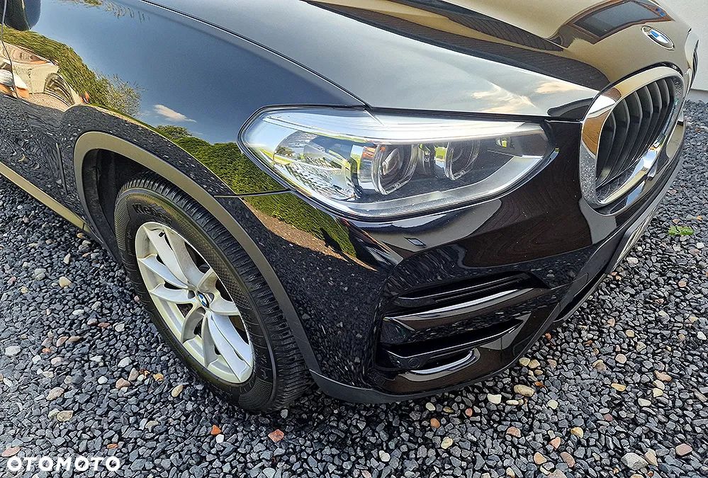BMW X3 xDrive20d Business Edition - 28
