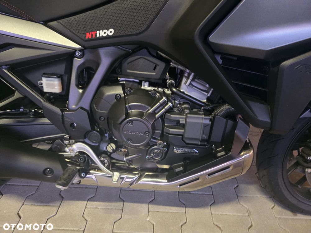 Honda NT - 6