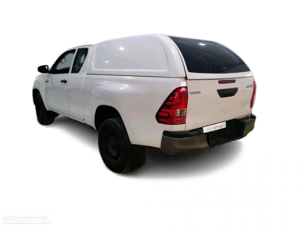 Toyota Hilux 2.4 D-4D 4WD c/IVA - 2