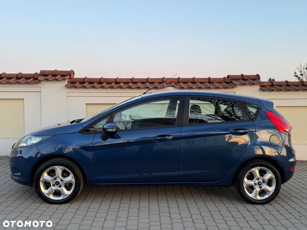 Ford Fiesta - 9