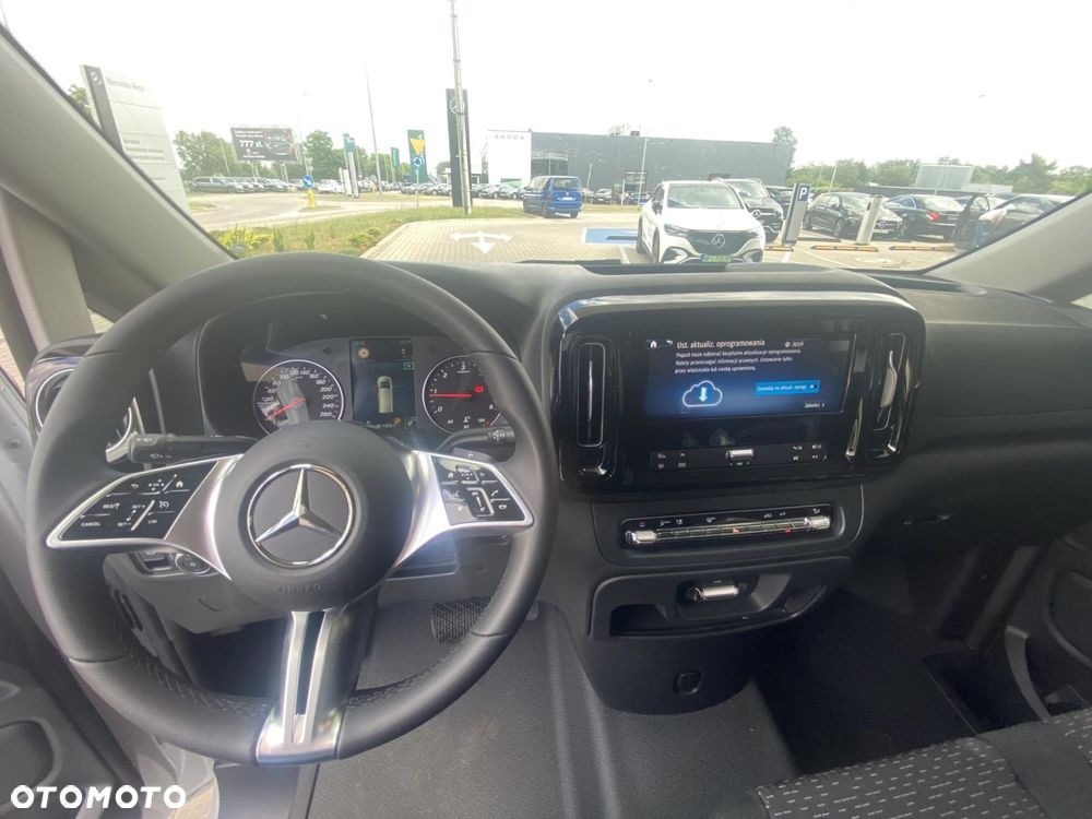 Mercedes-Benz Vito - 11