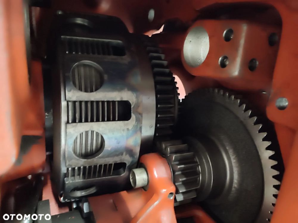 Obudowa Skrzynia ZF 2094004010 T-7300 3314 Fendt 824 Favorit - 10