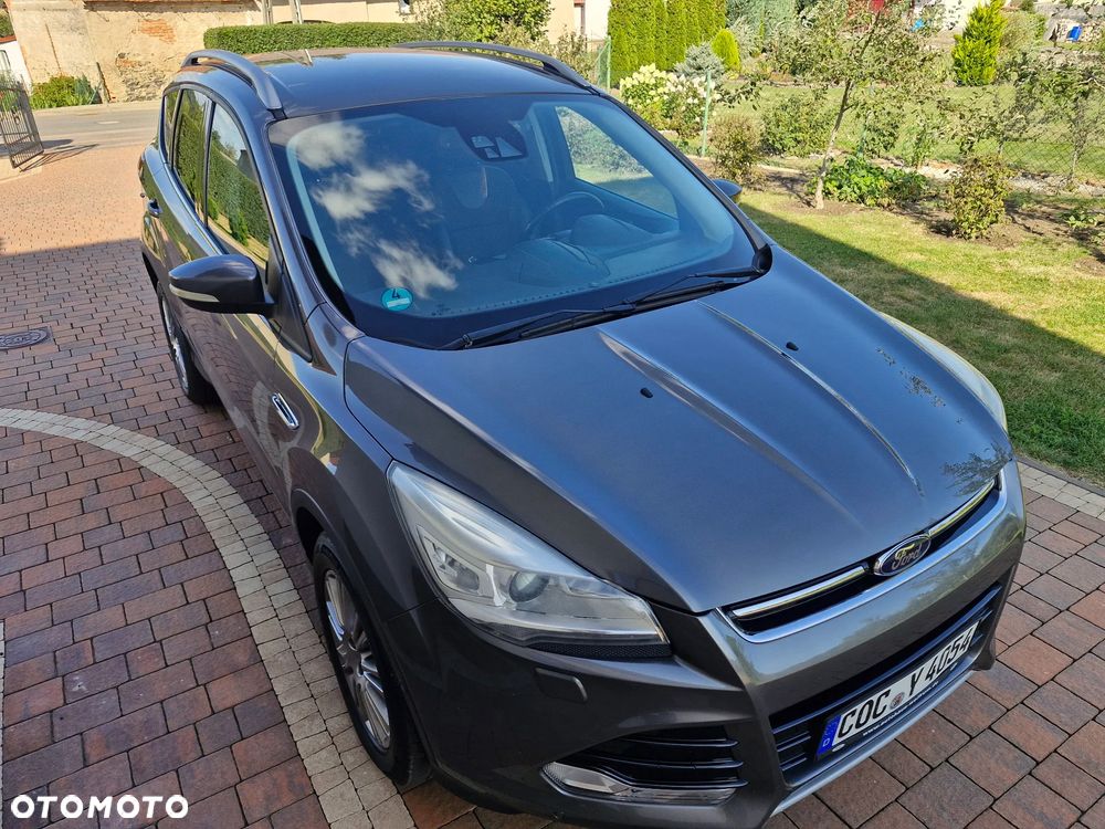 Ford Kuga 2.0 TDCi 2x4 Titanium - 13
