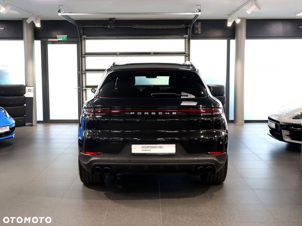 Porsche Cayenne Standard - 4