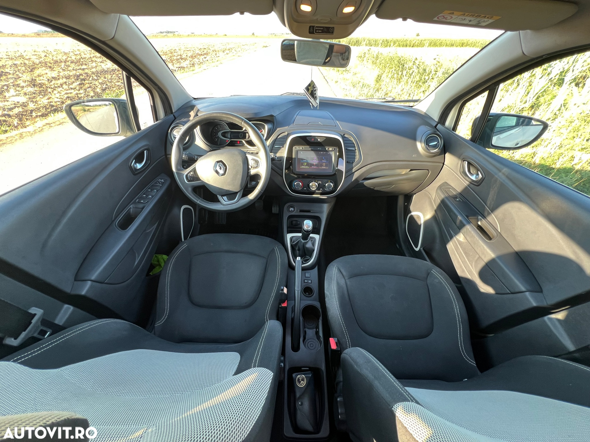 Renault Captur TCe Life Evo - 9