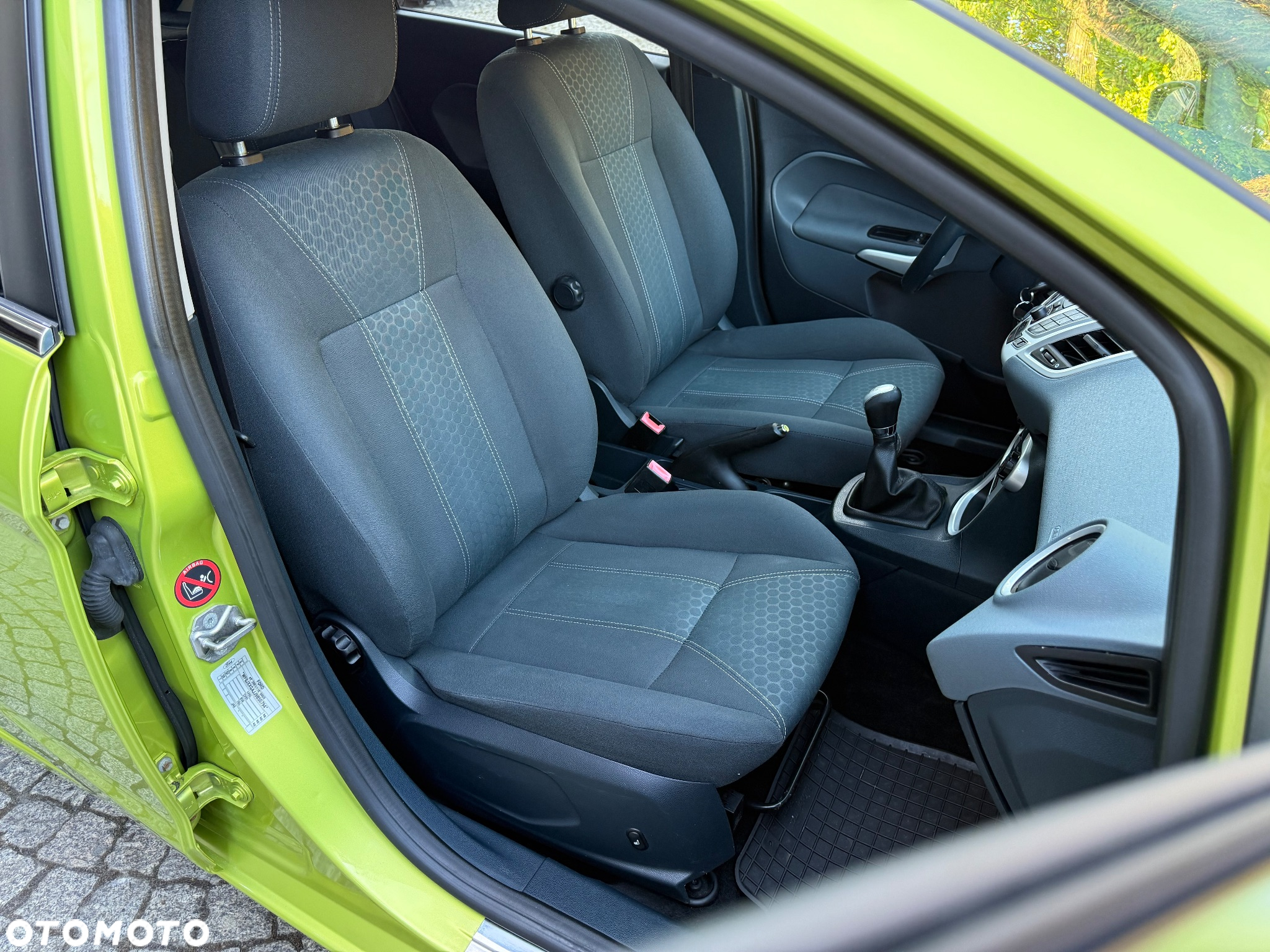 Ford Fiesta 1.4 Titanium - 21