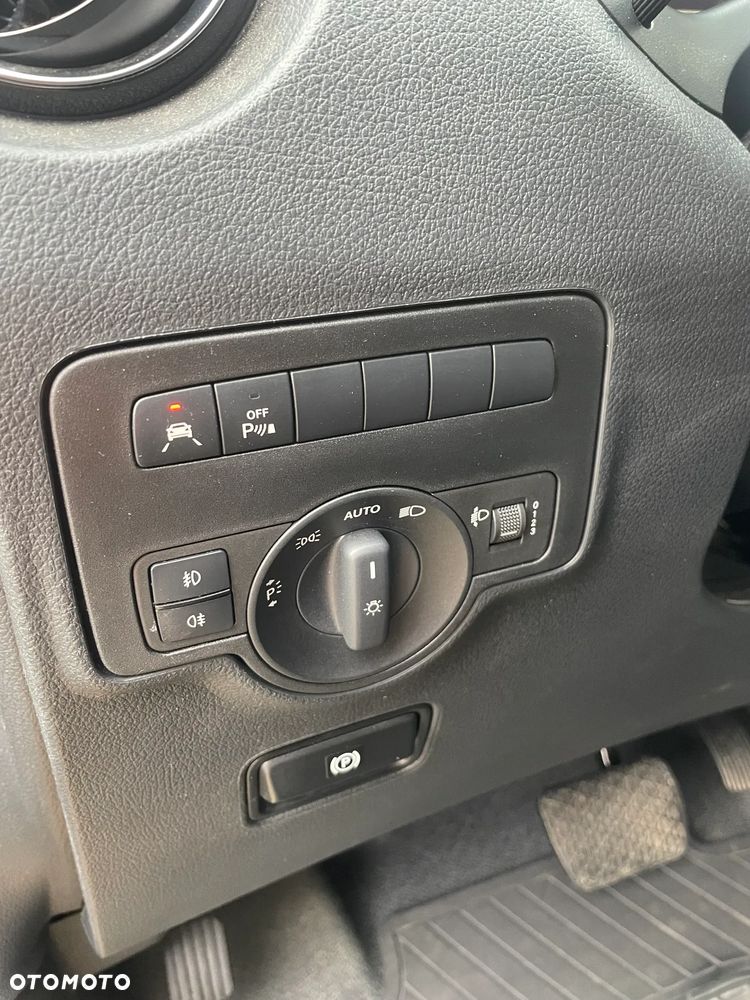 Mercedes-Benz VITO - 30