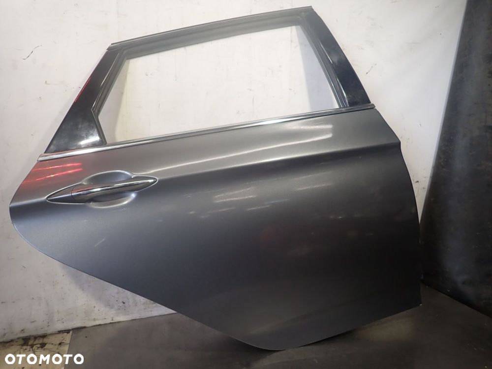 DRZWI PRAWY TYŁ HYUNDAI i40 I CW 1.7 T6S - 1